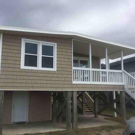 Donovan"S Reef Oak Island Exterior photo