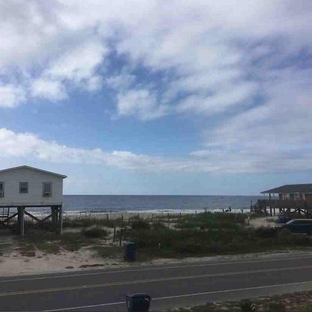 Donovan"S Reef Oak Island Exterior photo